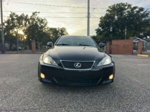 Lexus LS250