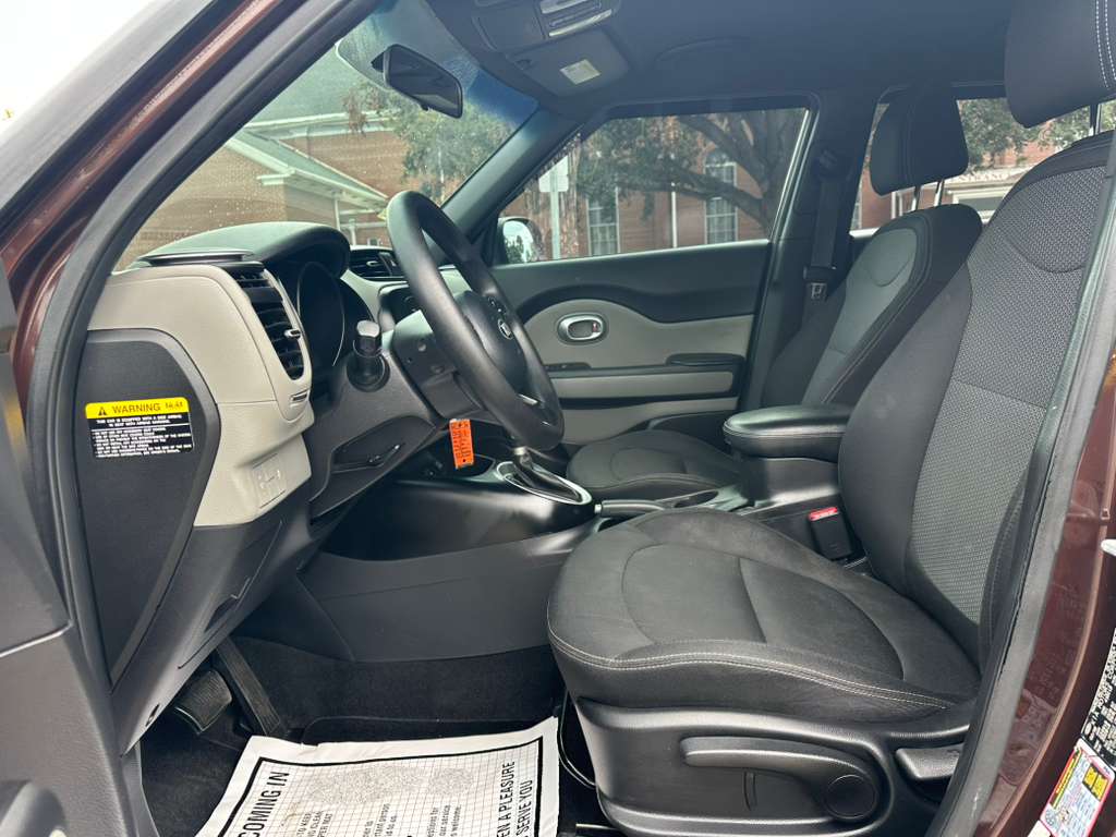 
								Kia Soul full									